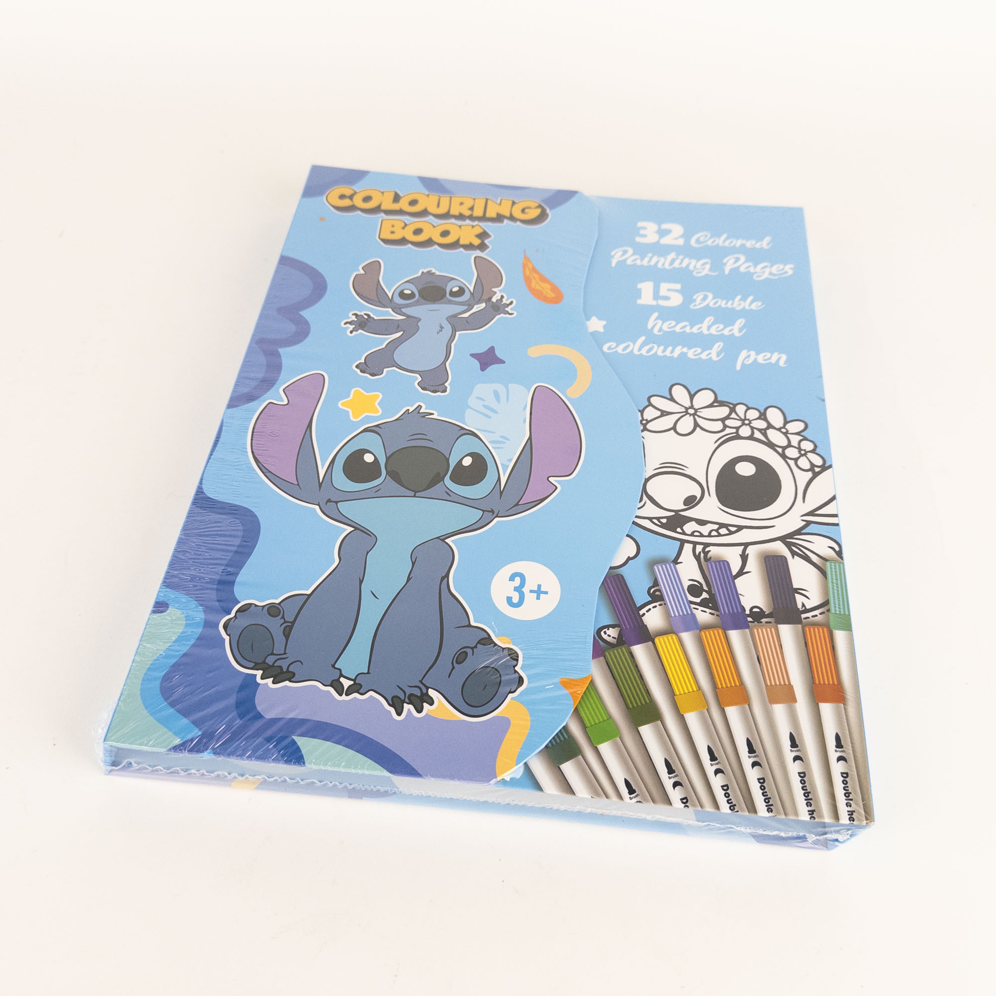 Carte de colorat Stitch cu 32 de pagini și 15 markere cu două capete